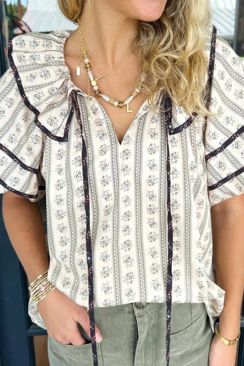 White Floral Ruffled Collar Short Puff Sleeve Blouse - Love Salve